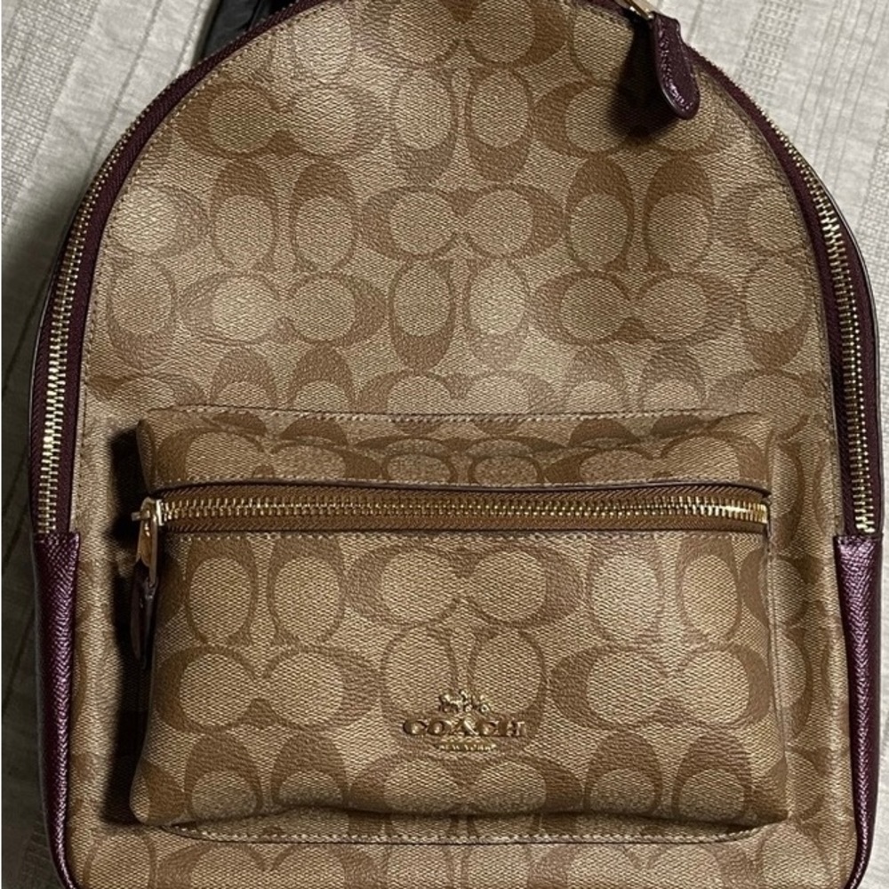 Coach  Backpack Charlie Signature Backpack bag - Medium - Purple Accent Design - Picture 2 of 5